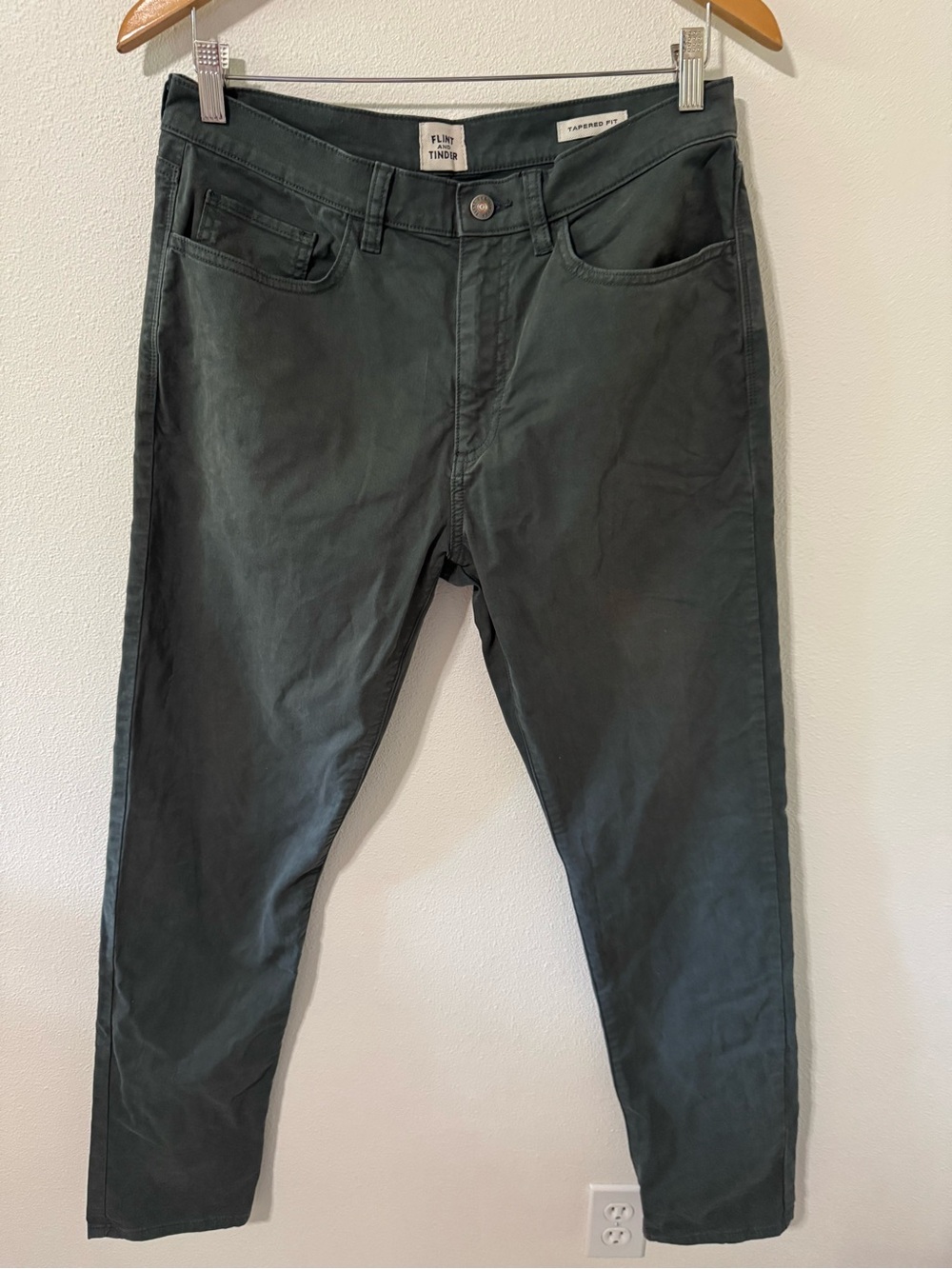 Huckberry Flint & Tinder 365 Pant Tapered Stretch Cotton Chino Pant Gray-31x32